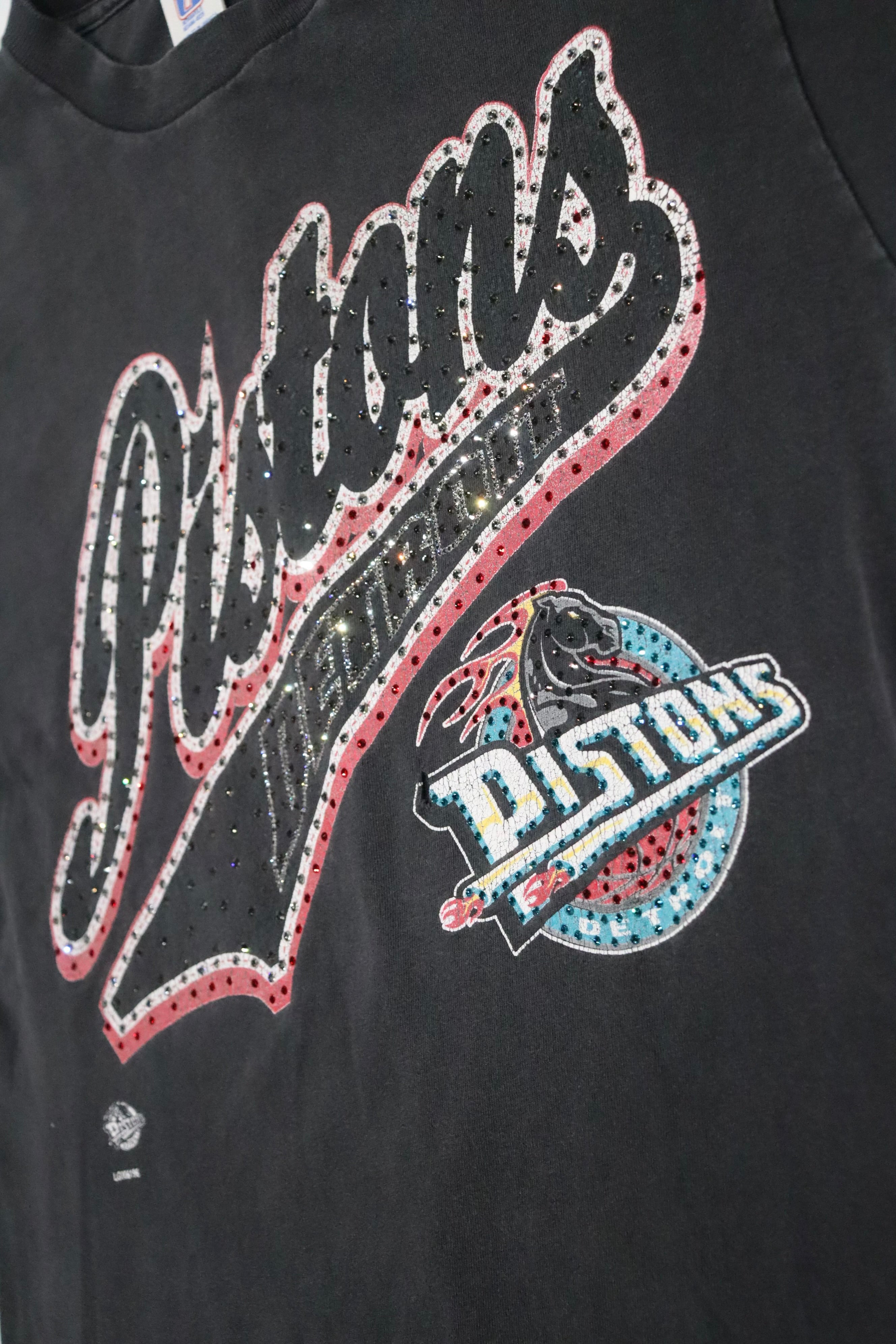 Krish x Pistons 1 of 1 T-Shirt M